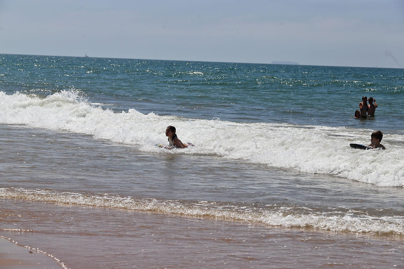 Las playas de Huelva se llenan en el 1 de mayo