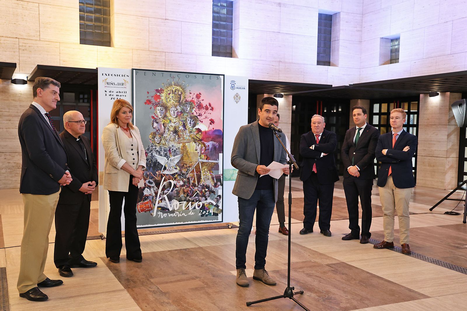 Imágenes de la inauguración de la exposición 'Sueños de Rocío. Carteles de Romería'.