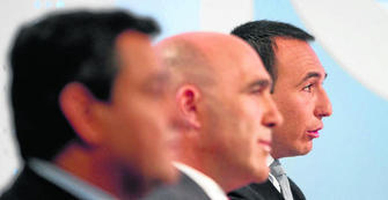 ¿Pacto de gobierno o mayoría absoluta?