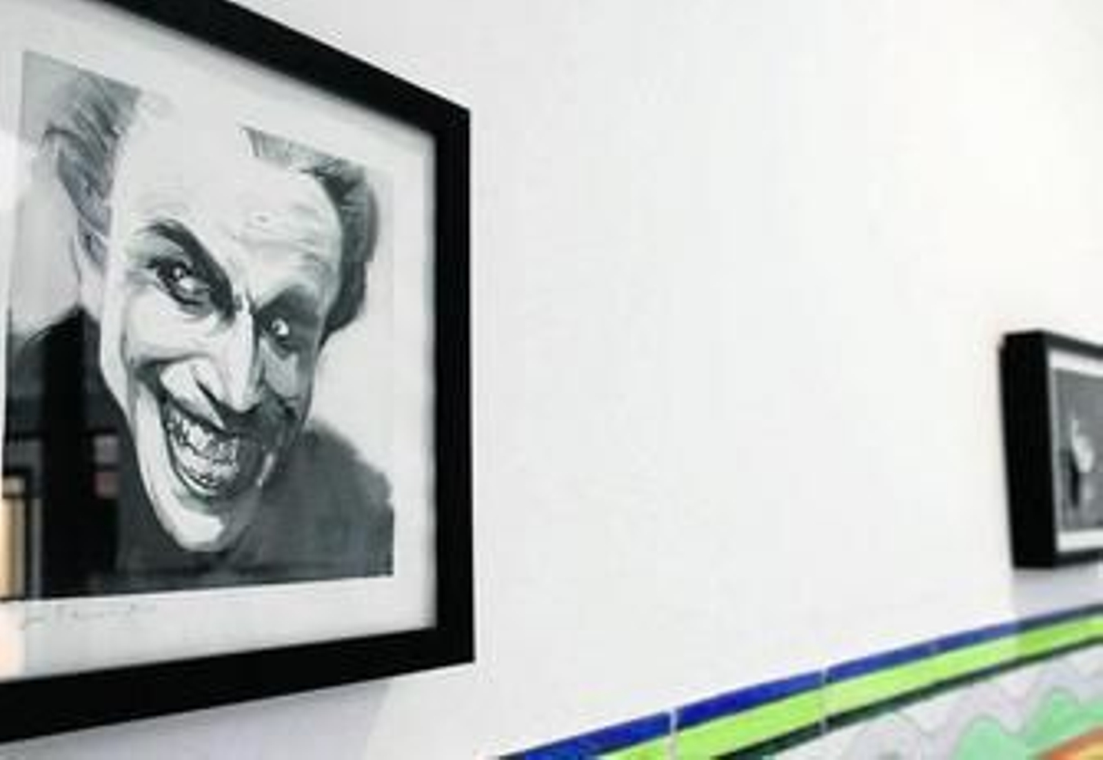 Imagen de algunas de las obras de Ismael Pinteño, ayer en el edificio Kursaal.