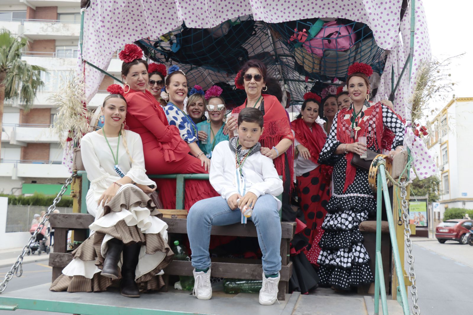 Imágenes de los carros de la Hermandad del Rocío de Huelva