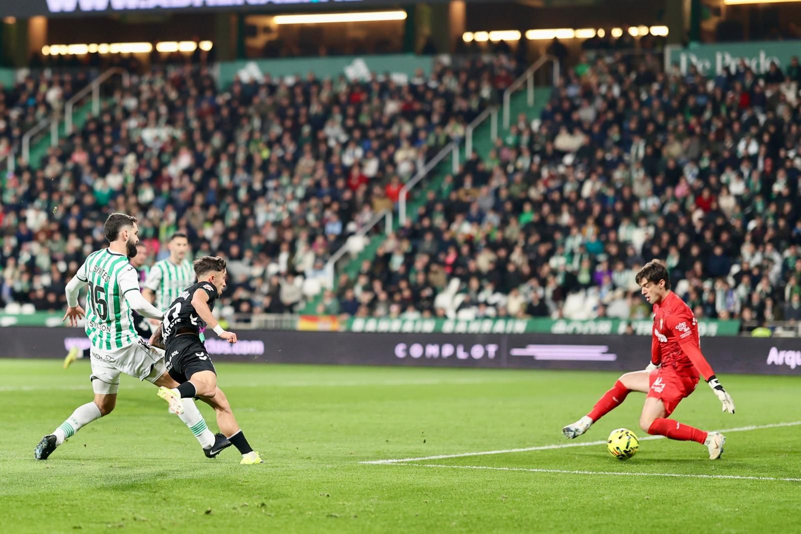 El Córdoba-Málaga CF, en fotos