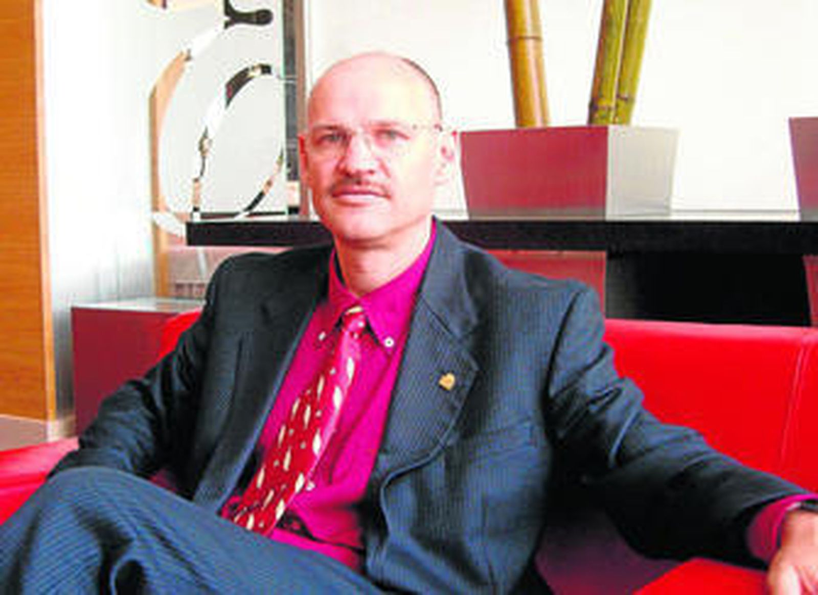 El presidente de Almería Convention Bureau, Tomás Komuda.