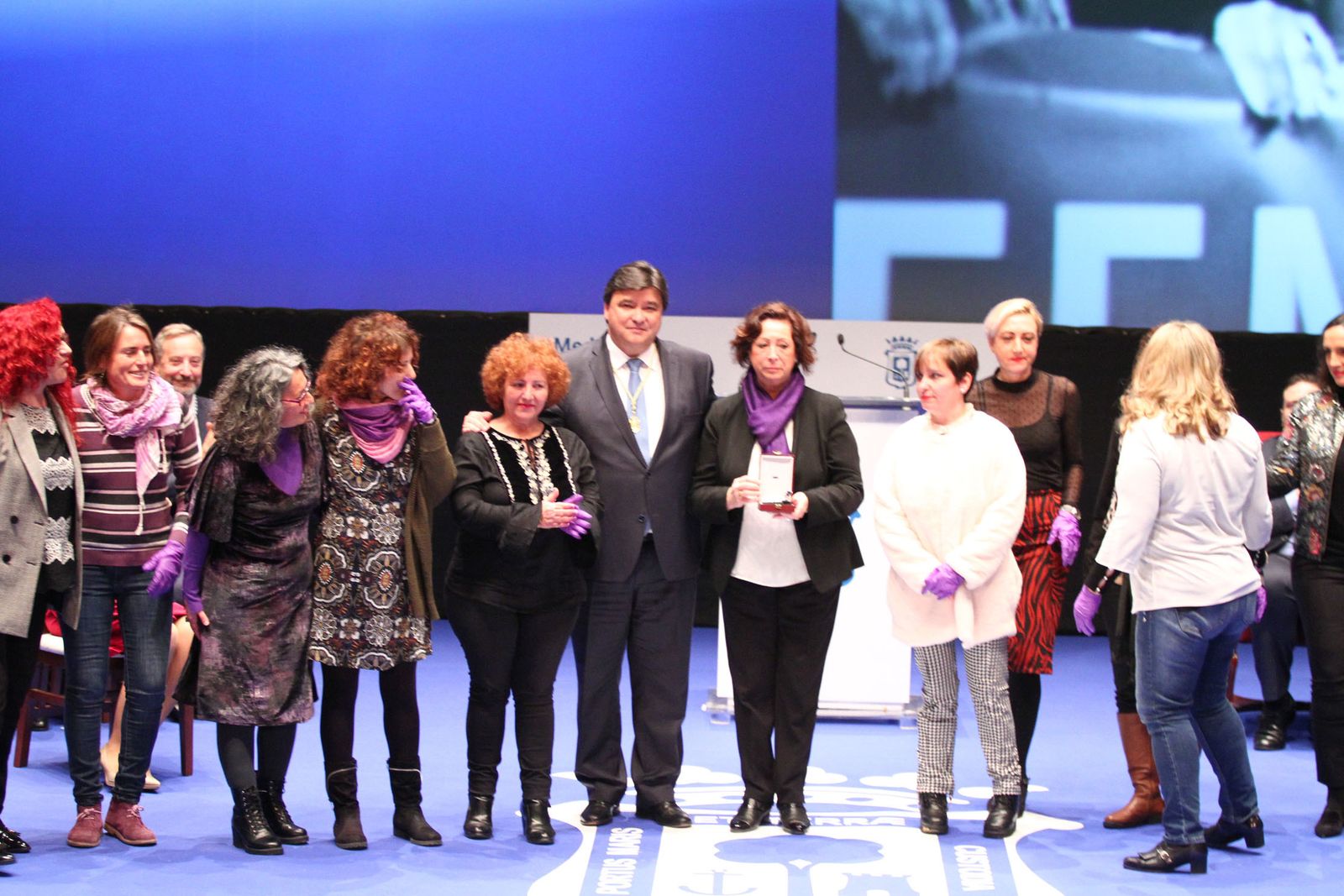 Imágenes de la entrega de las medallas de Huelva