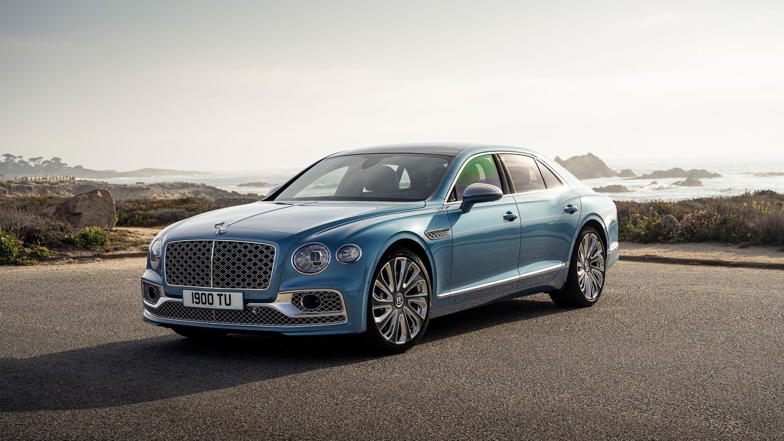 Bentley es una de las habituales en Pebble Beach, ya sea con sus modelos nuevos, como este Mulliner; o con sus históricos.