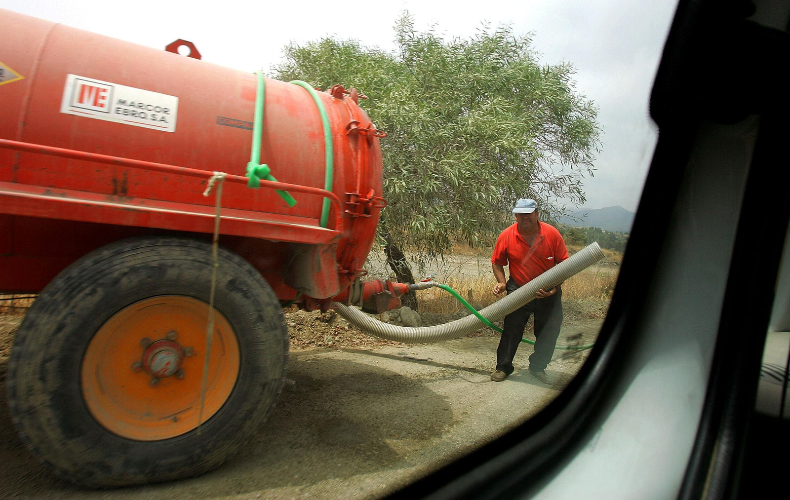 10.000 hectáreas del Poniente, a la espera de regular sus pozos