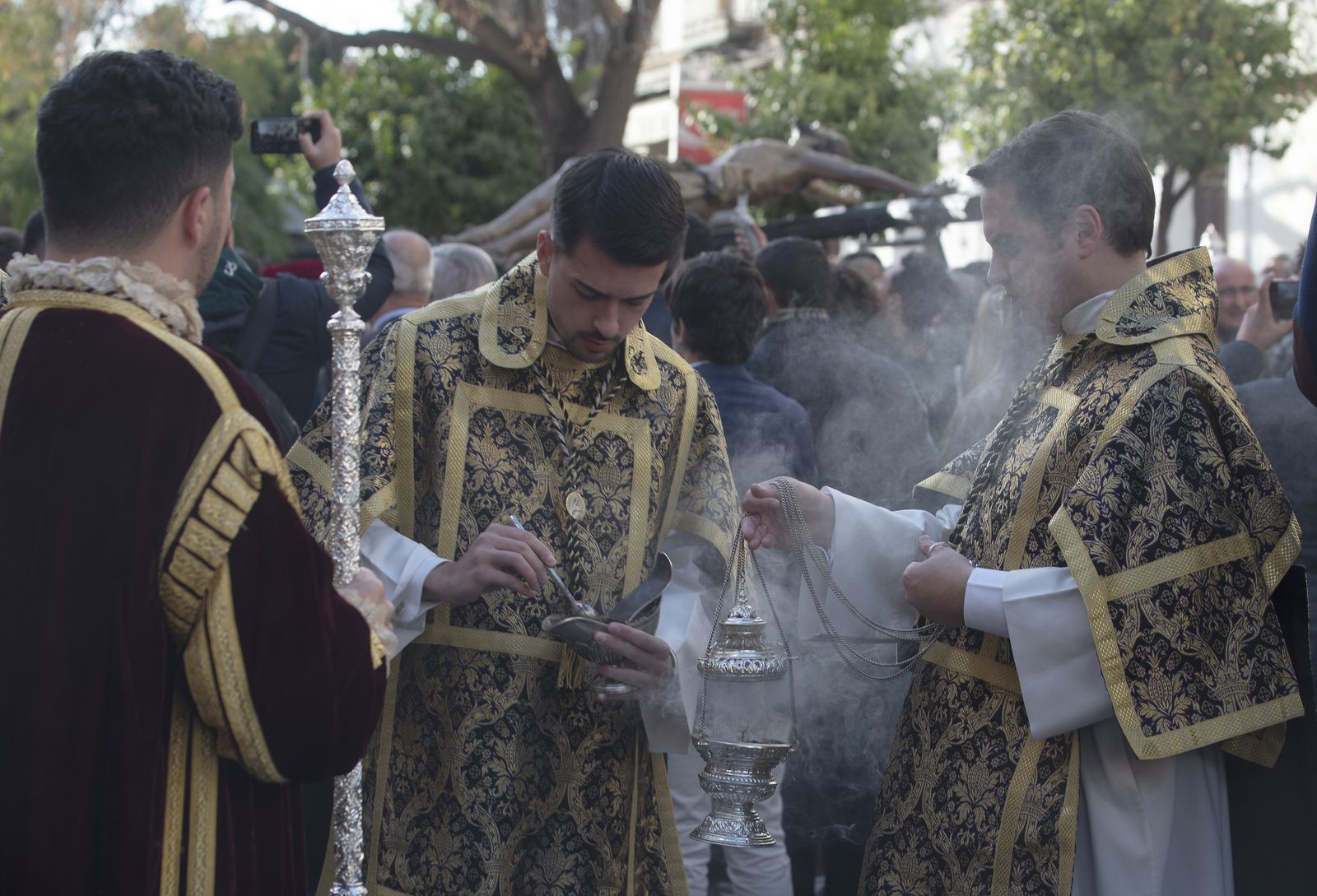 Imágenes del Vía crucis extraordinario del Cachorro por las calles de Triana
