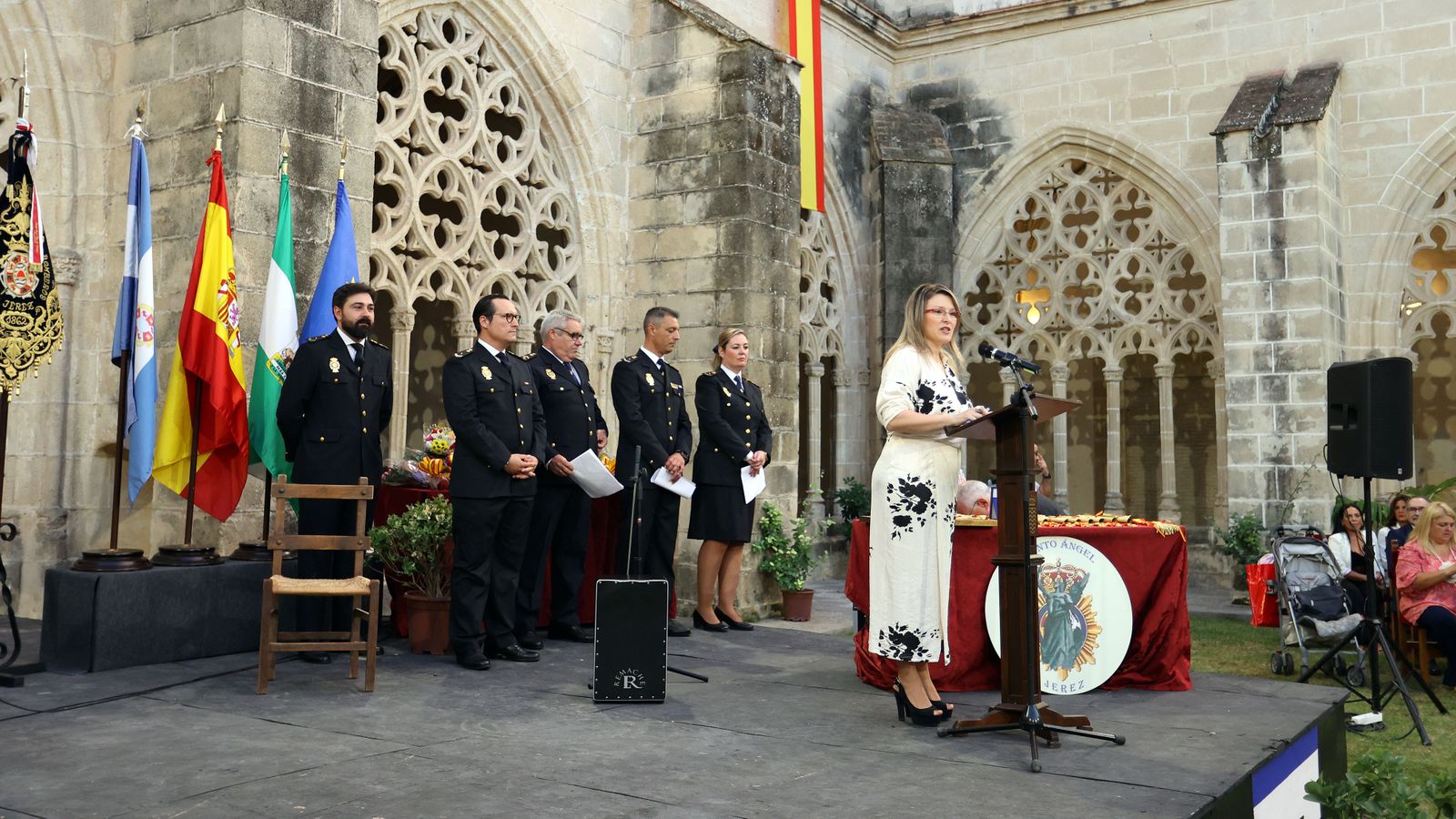 Entrega de medallas de la Asociación Santo Ángel de la Policía Nacional de Jerez