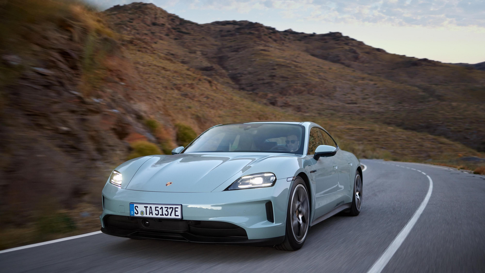 Porsche lleva una intensa actualización a su Taycan en múltiples aspectos Porsche lleva una intensa actualización a su Taycan en múltiples aspectos