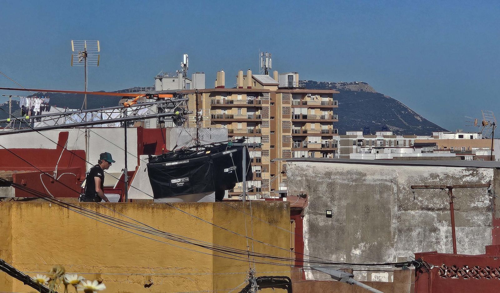 Fotos del rodaje de la serie 'Marbella' en la barriada de La Bajadilla de Algeciras