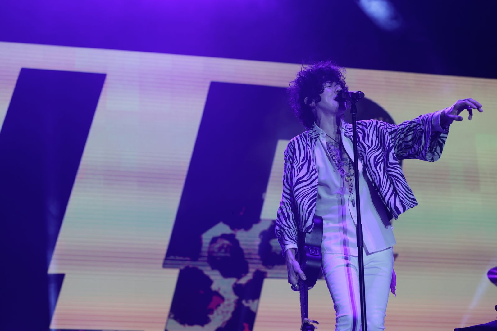 Concierto de LP en el Icónica Sevilla Fest