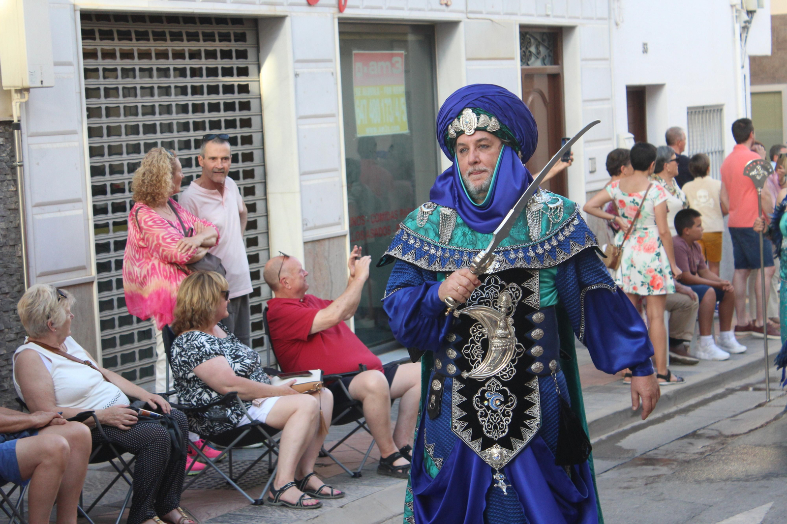 El desfile de Moros y Cristianos de Vera, en imágenes