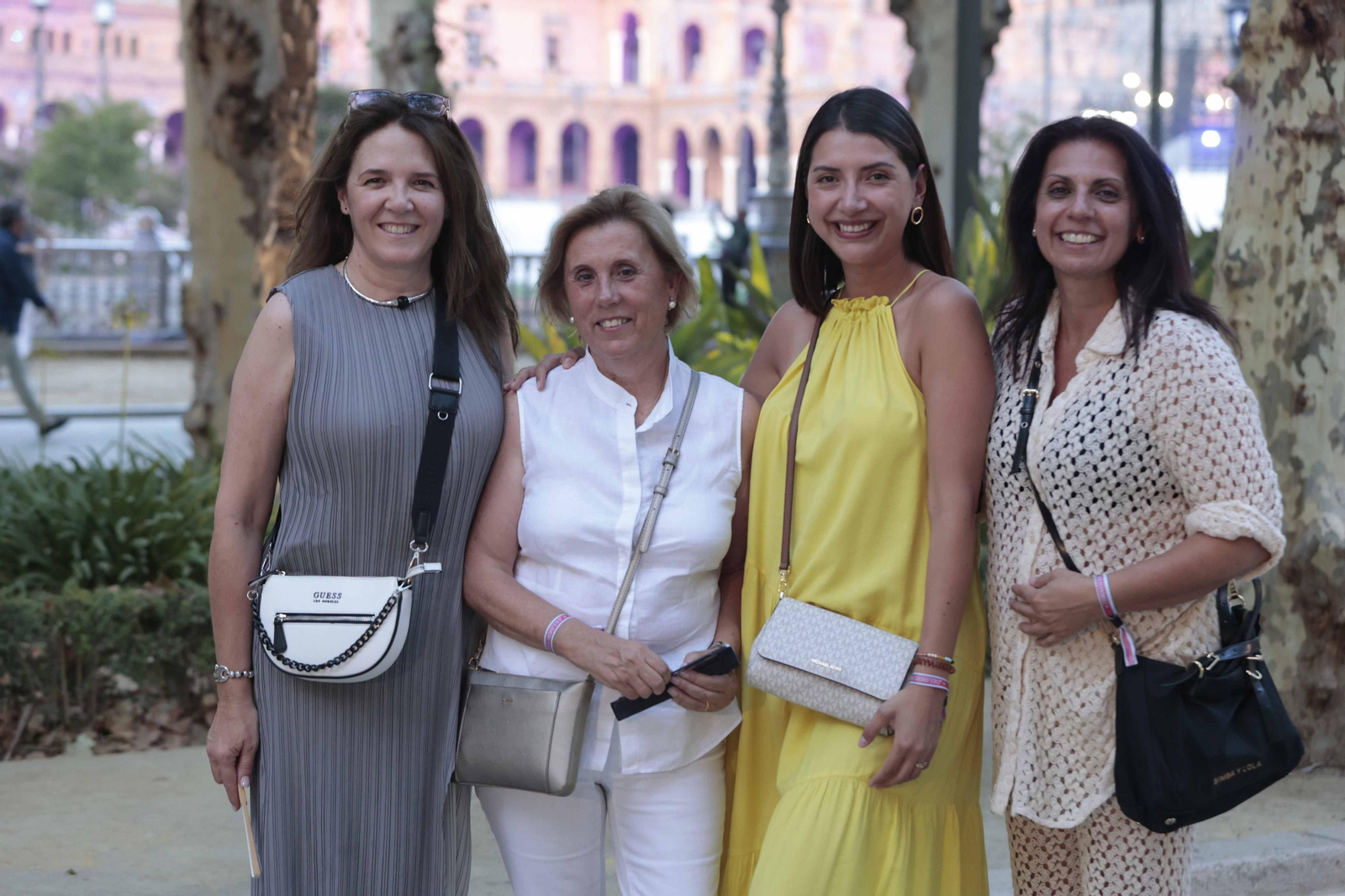 Búscate en el concierto de Alejandro Fernández