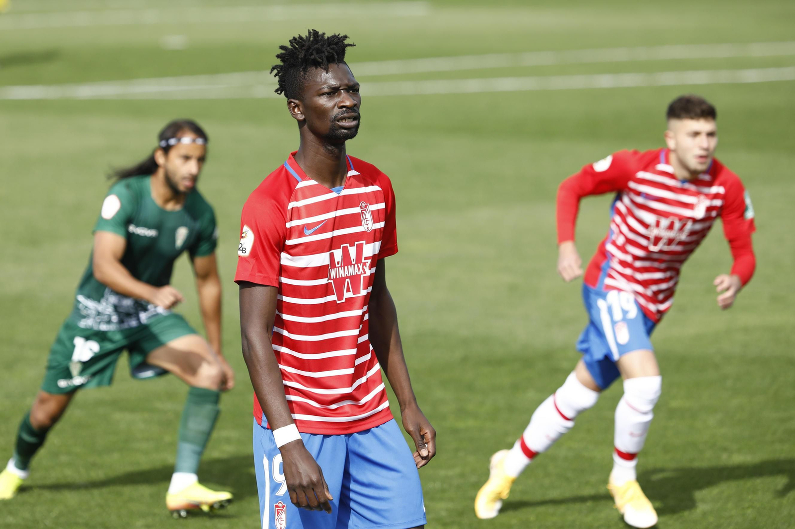 Nuha, en primer plano, es el jugador más veterano del equipo.