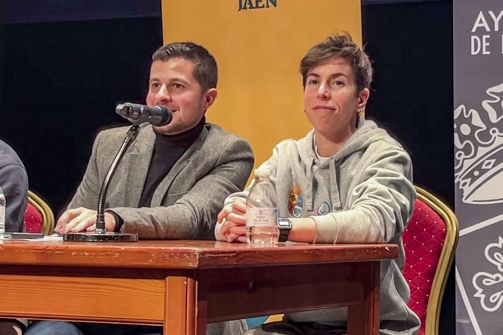 En imágenes: 'La tertulia deportiva de Jaén Hoy', espacio de diálogo entre deportistas y escolares en Martos