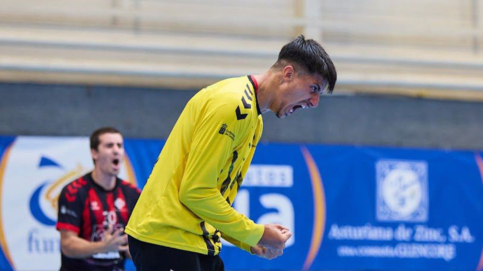 Villarreal llega para completar la porteria del Trops Málaga