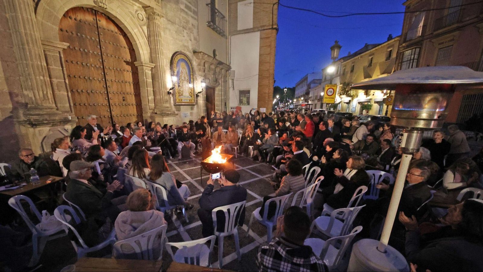 Celebración de una zambomba en el centro de Jerez, la pasada Navidad.