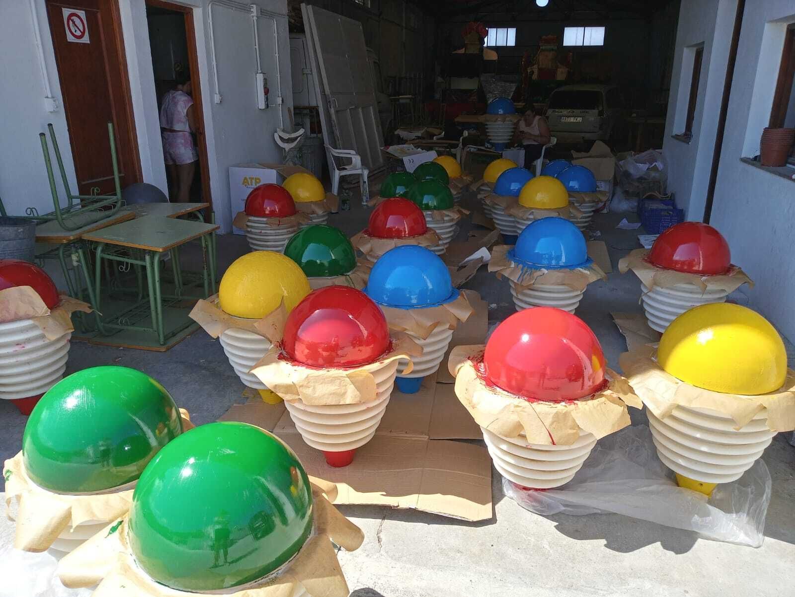 Materiales reciclados que se usarán en el Parque de Educación Vial y Ambiental.