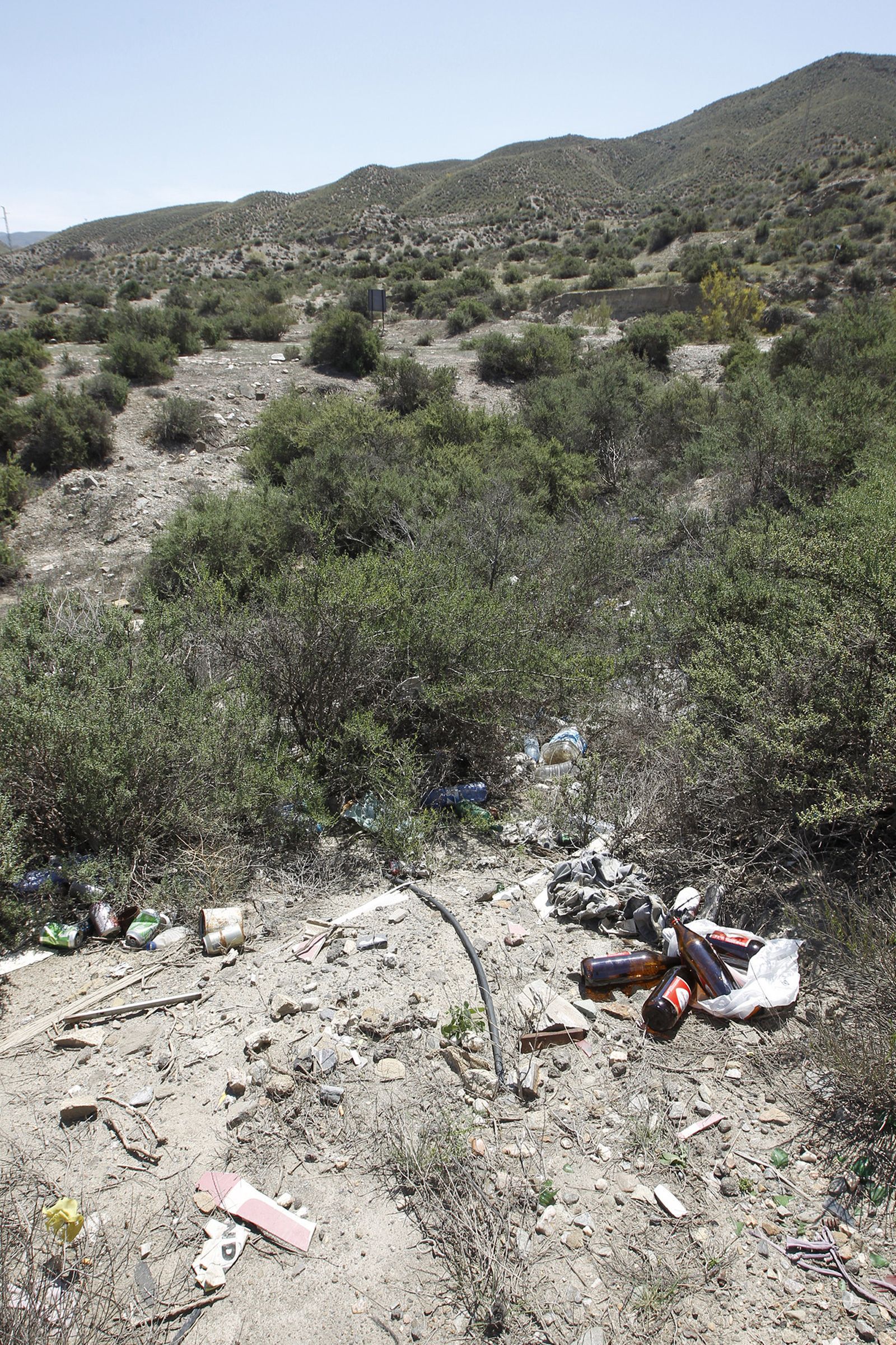Fotogalería basura en el Desierto de Tabernas