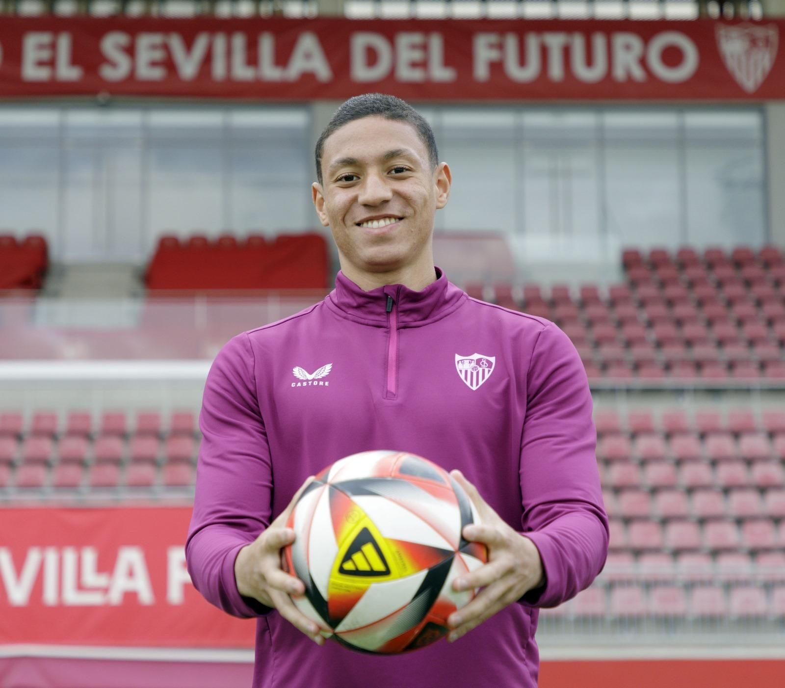 Mateo Mejía en su entrevista con Diario de Sevilla