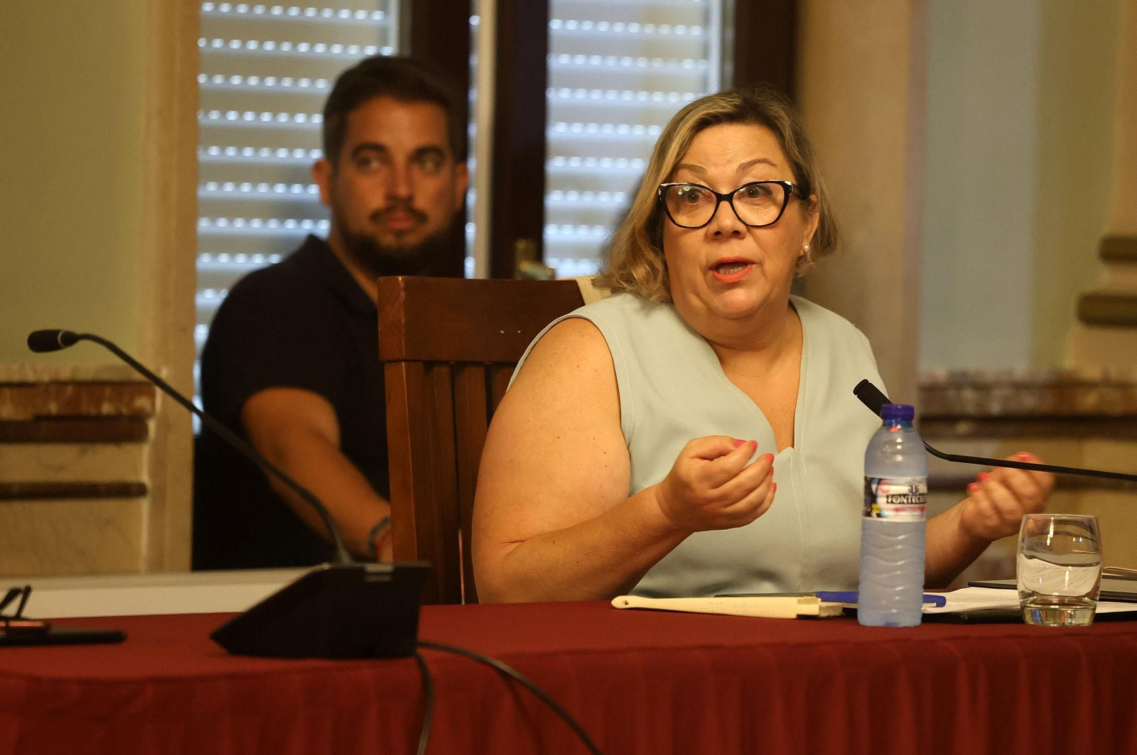 Imágenes del pleno extraordinario celebrado en el Ayuntamiento de Huelva