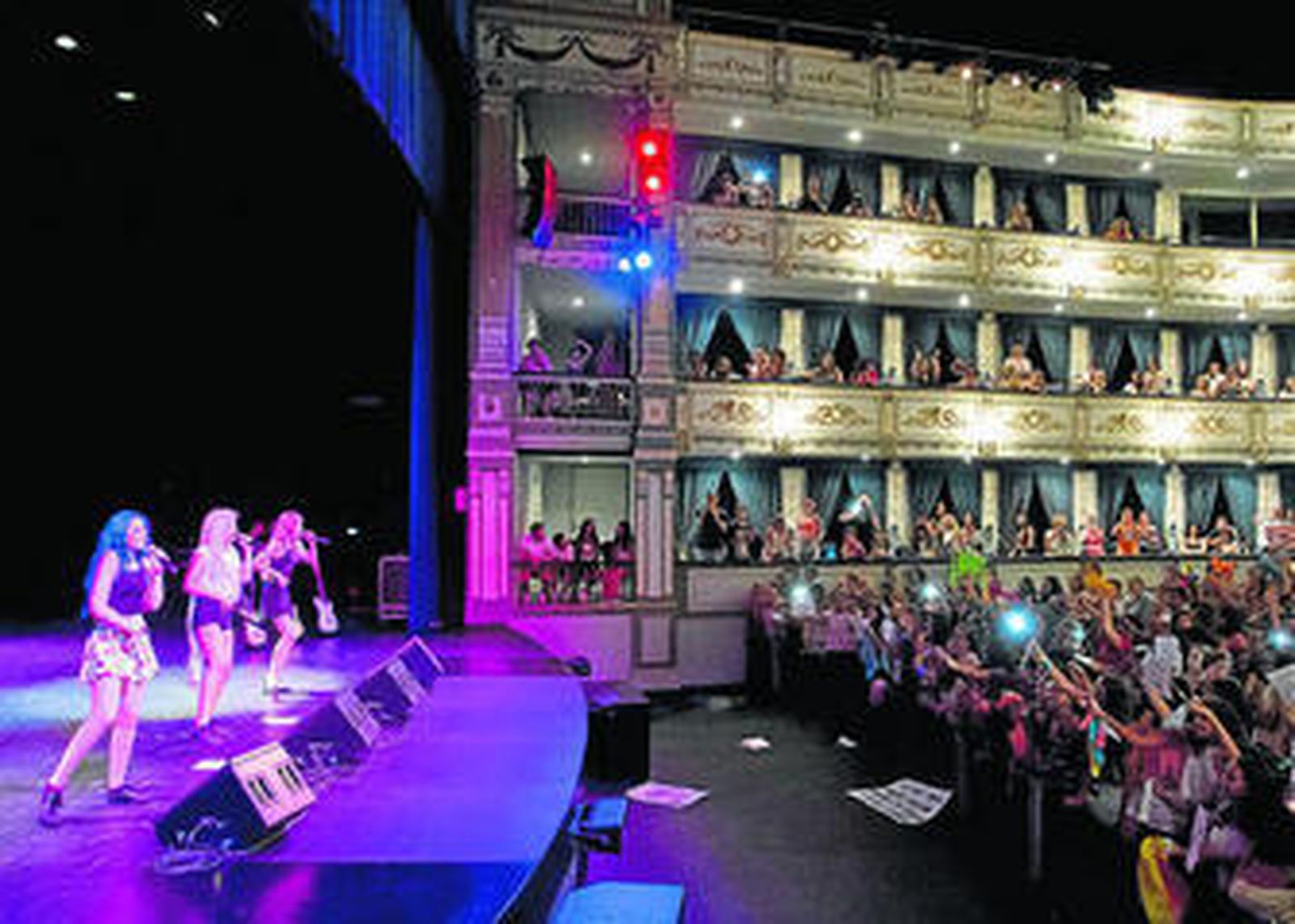 Sweet California fue uno de los conciertos con mayor afluencia de público.