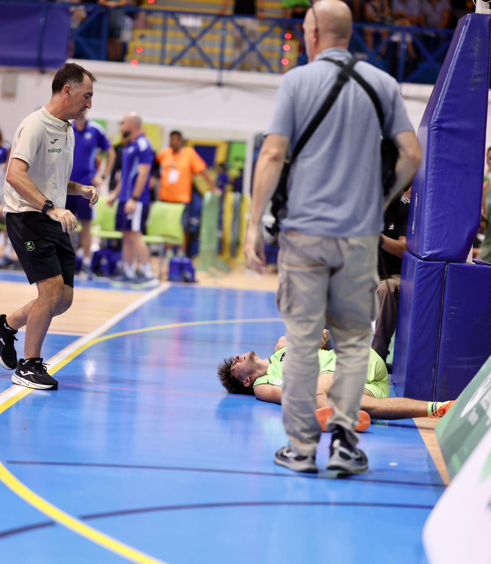 Máxima preocupación en el Unicaja por Dani Carrasco y su rodilla