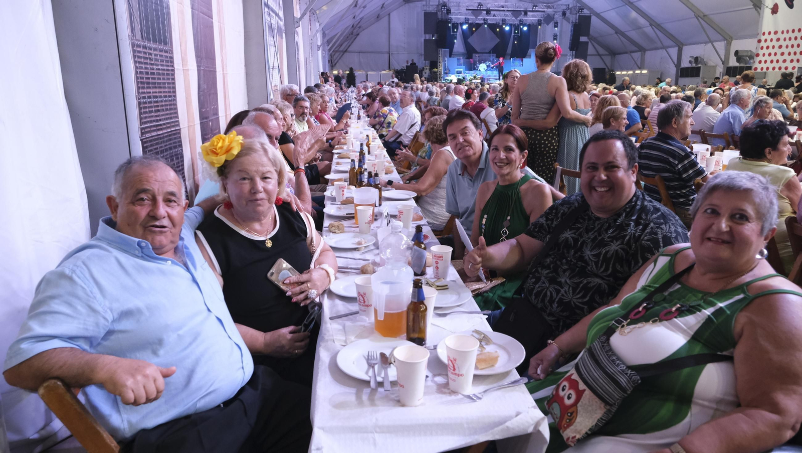 El homenaje a los mayores en la Feria de Almería 2025, en imágenes