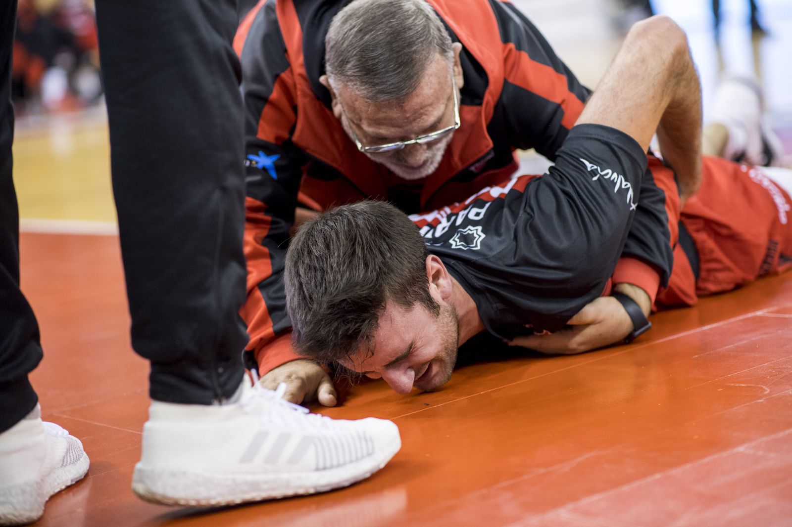 Pardina se duele de su zona lumbar tras caer en el parqué del Palacio de Deportes.