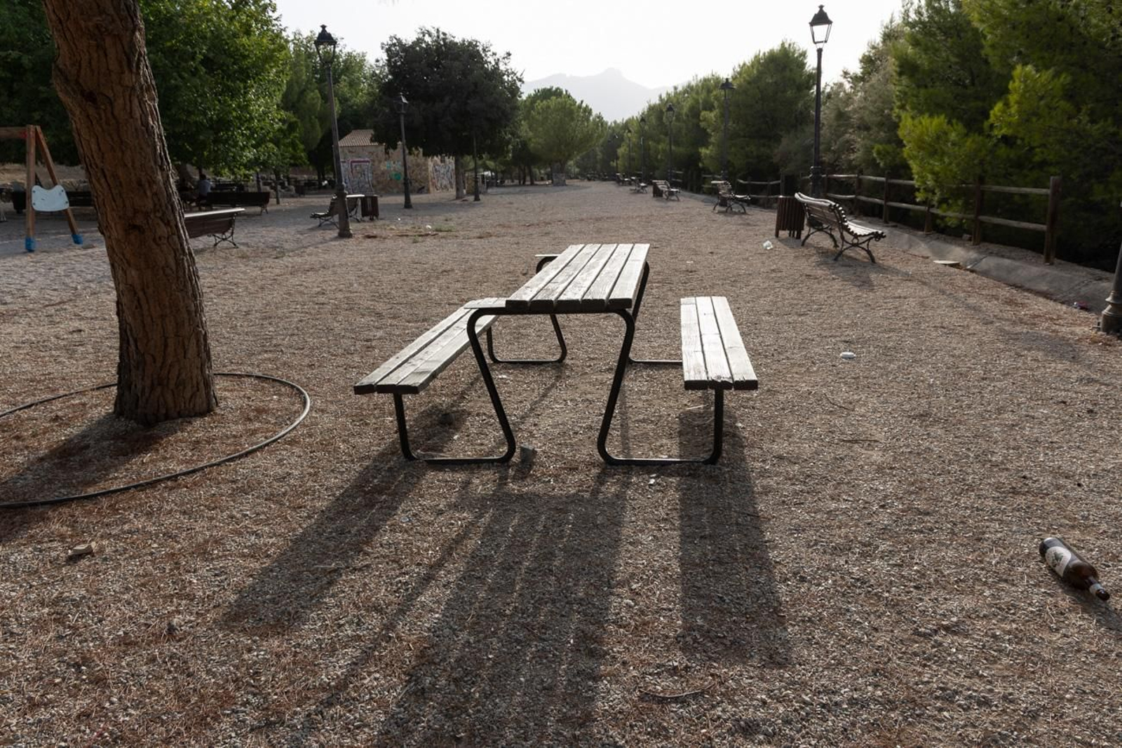 Estado de abandono del parque del Cerro de las Canteras