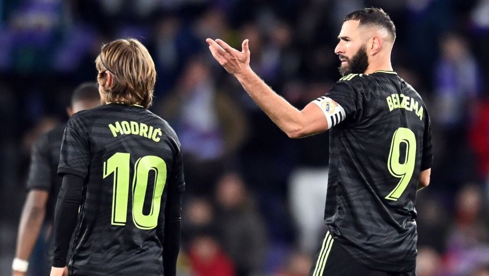 Benzema y Modrid, en el partido contra el Valladolid.