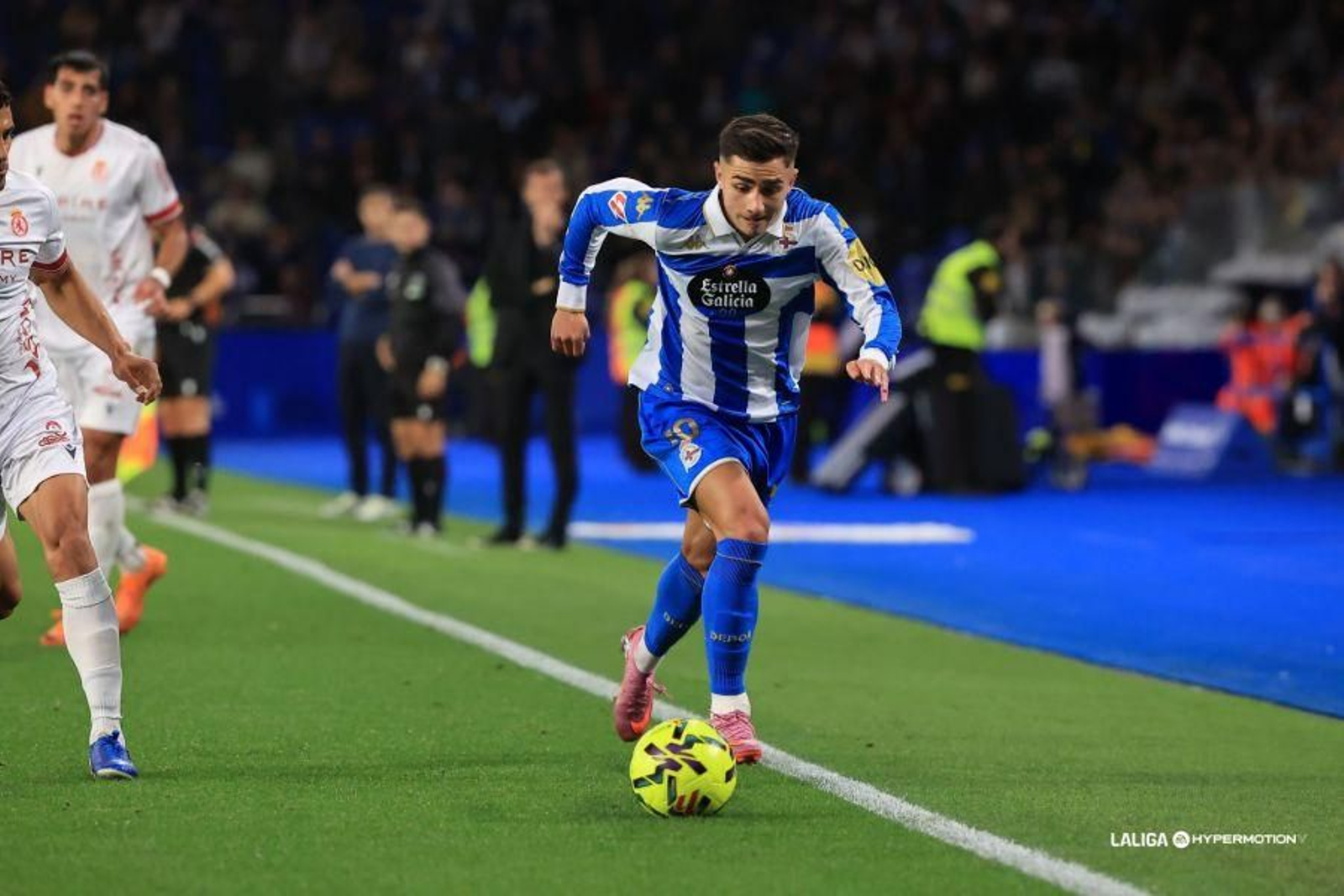 La Cultural Leonesa, próximo rival del Málaga CF, goleada por el Deportivo
