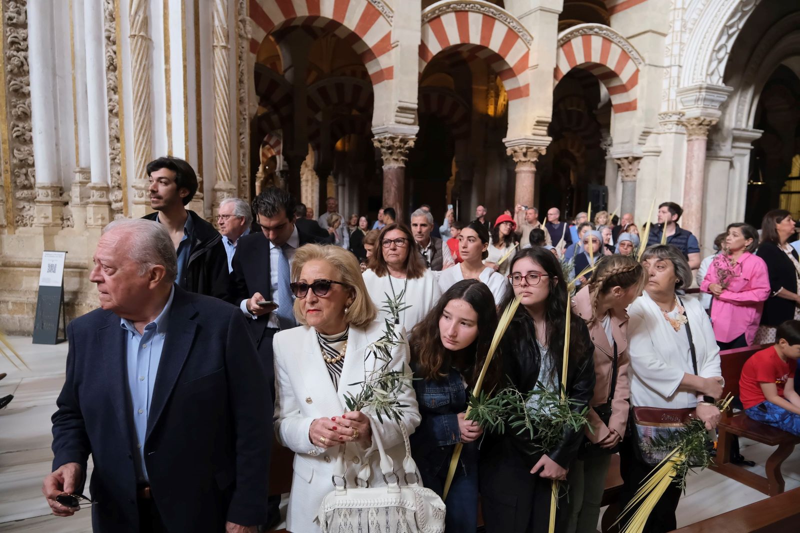 Domingo de Ramos en Córdoba 2023: la misa de la bendición de las palmas en la Catedral, en imágenes