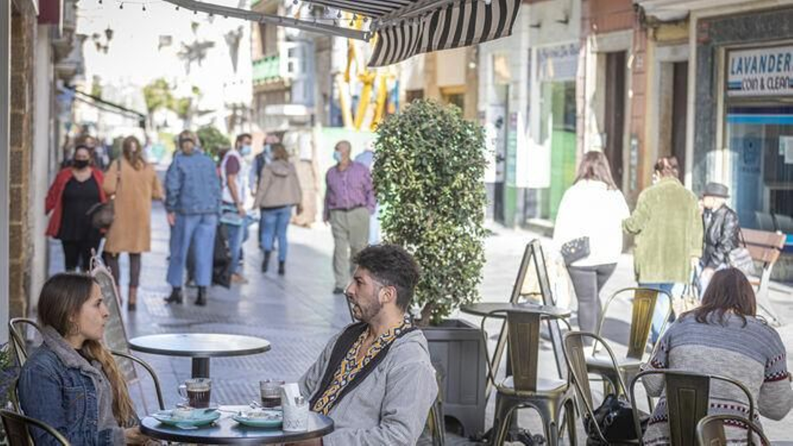 La calle Ancha de Cádiz, una de las más transitadas de la capital