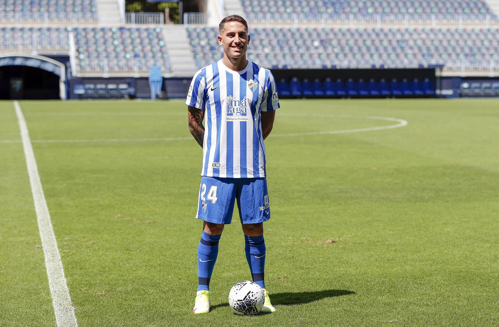 Braian Cufré luce la blanquiazul en La Rosaleda.