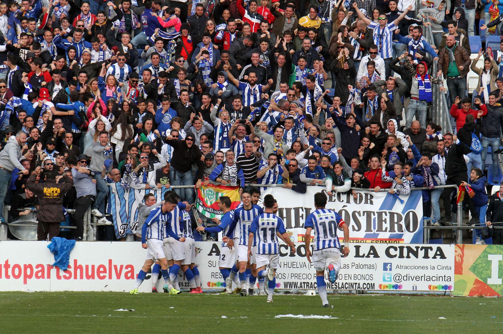 Así vivió Huelva el 'último partido' de la historia del Recre