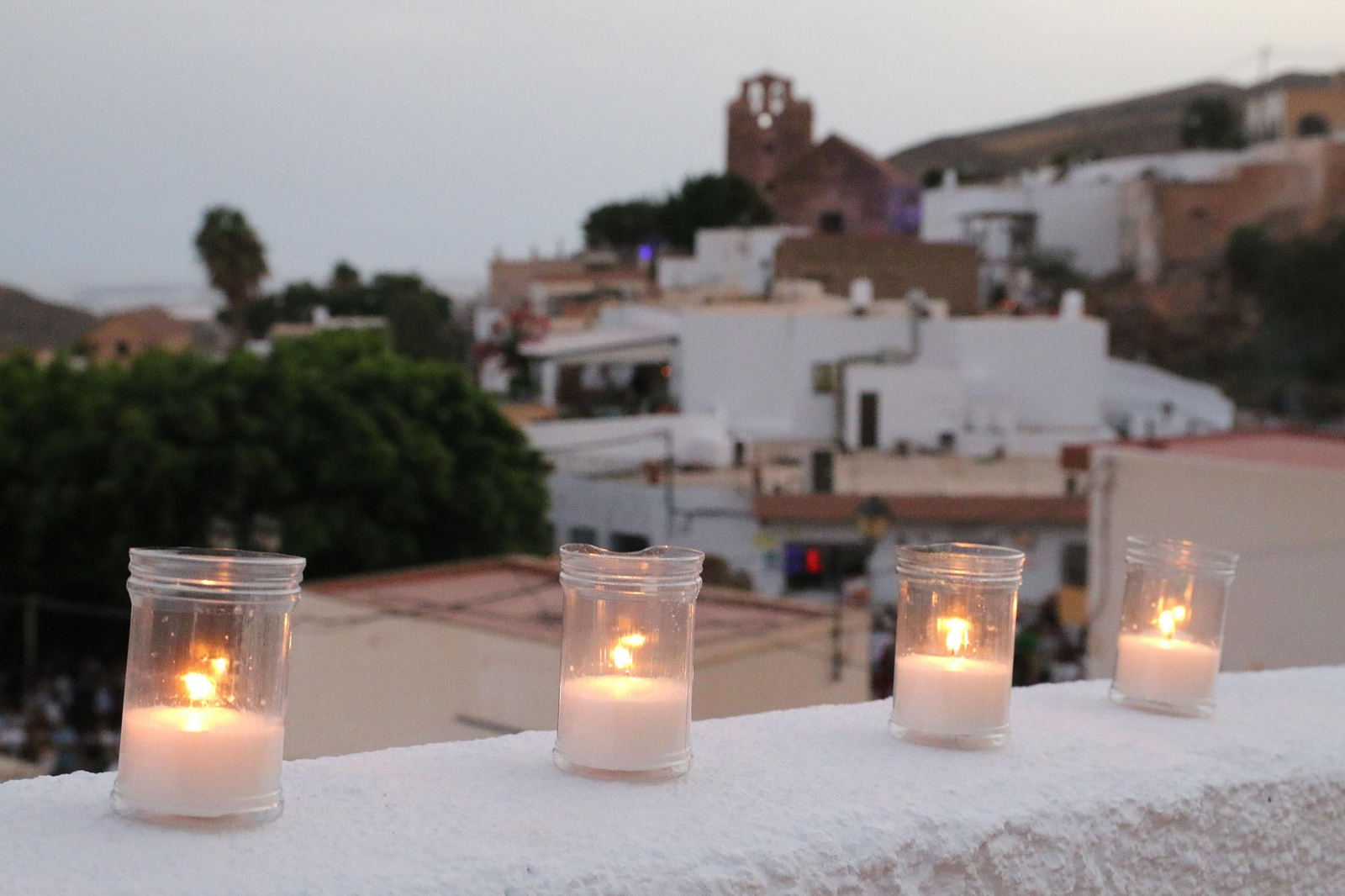 Las imágenes de la Noche de las Velas en Vícar