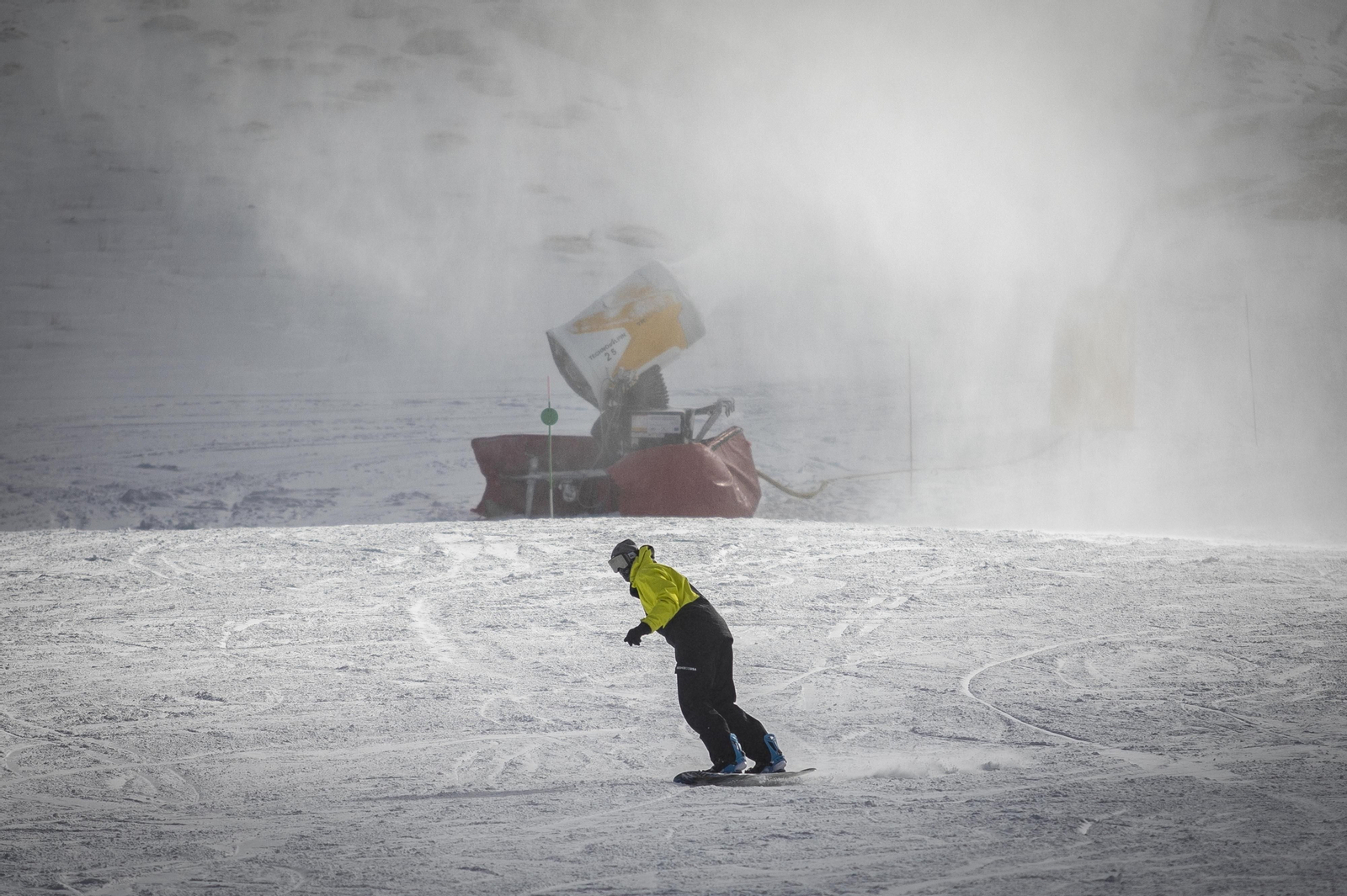 Fotos: así ha sido el inicio de la temporada de esquí en Sierra Nevada