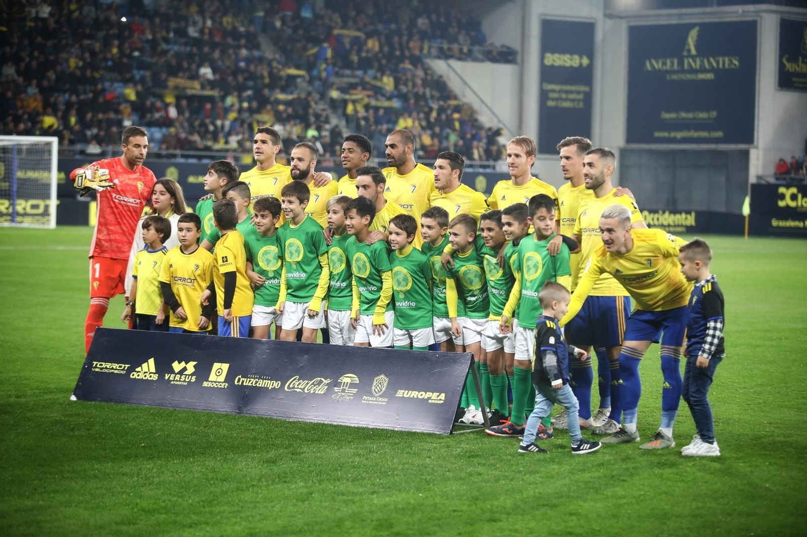 Las imágenes del Cádiz-Elche