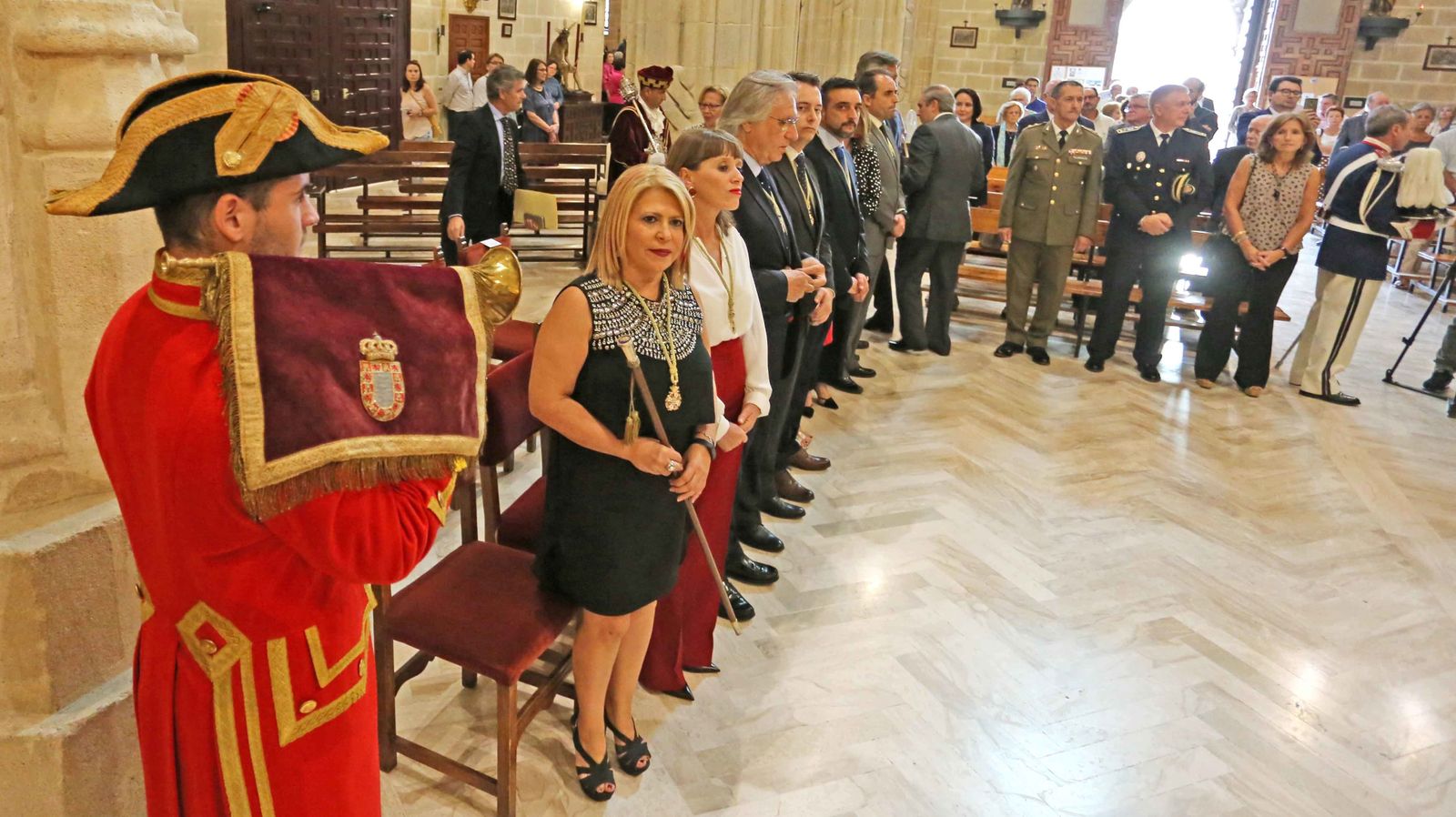 Traslado del pendón de Jerez en el día del Patrón