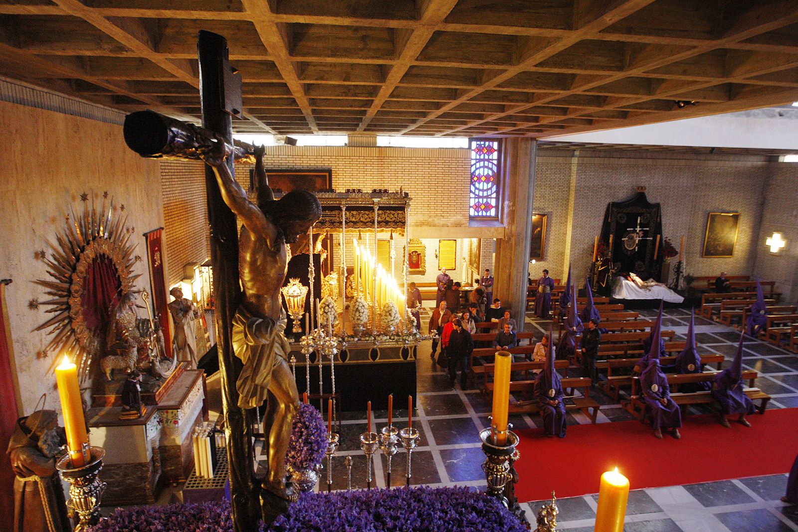 El Cristo de la Defensión en la iglesia conventual de Capuchinos.