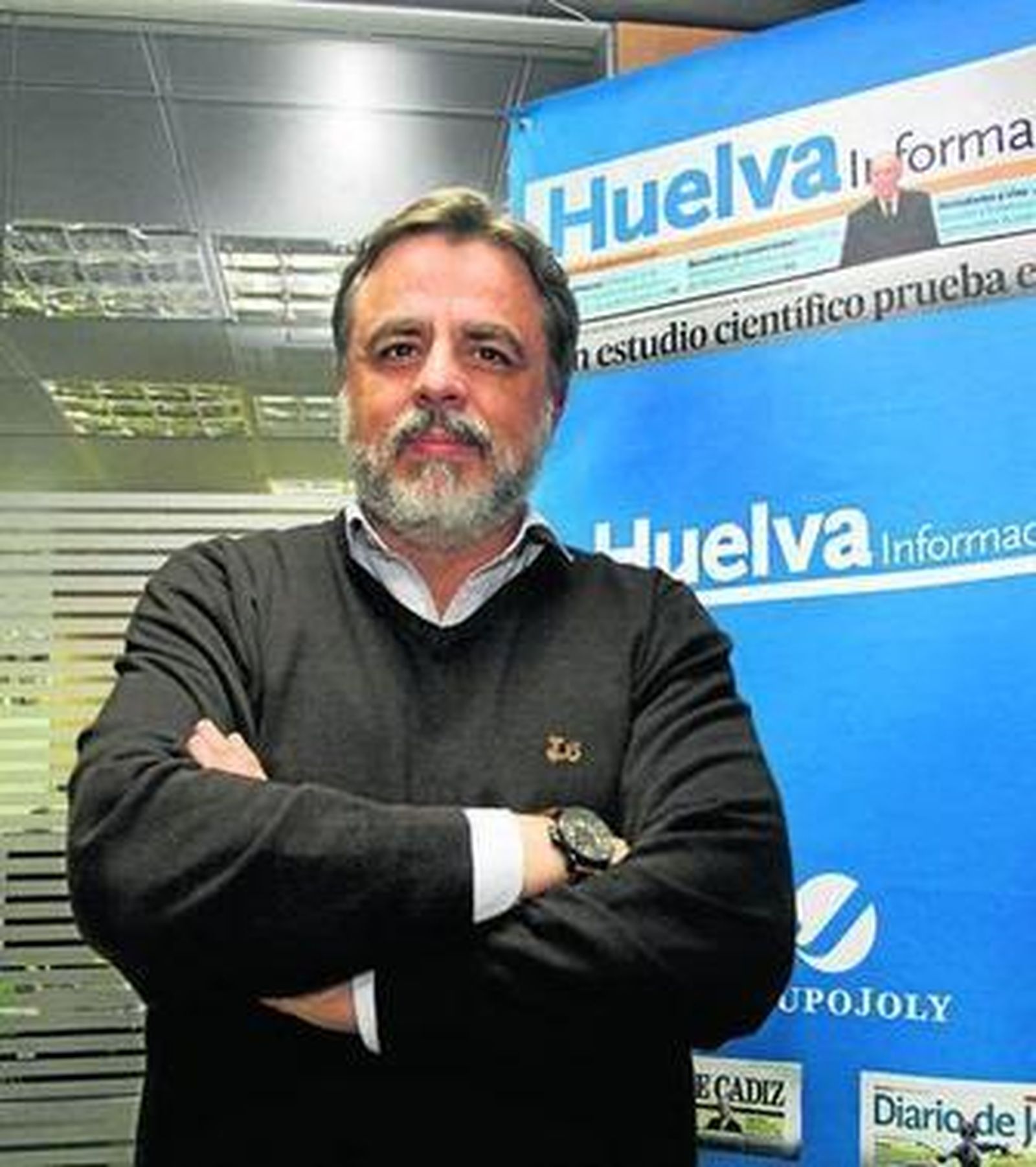 Javier Sánchez Menéndez, en la redacción de 'Huelva Información'.