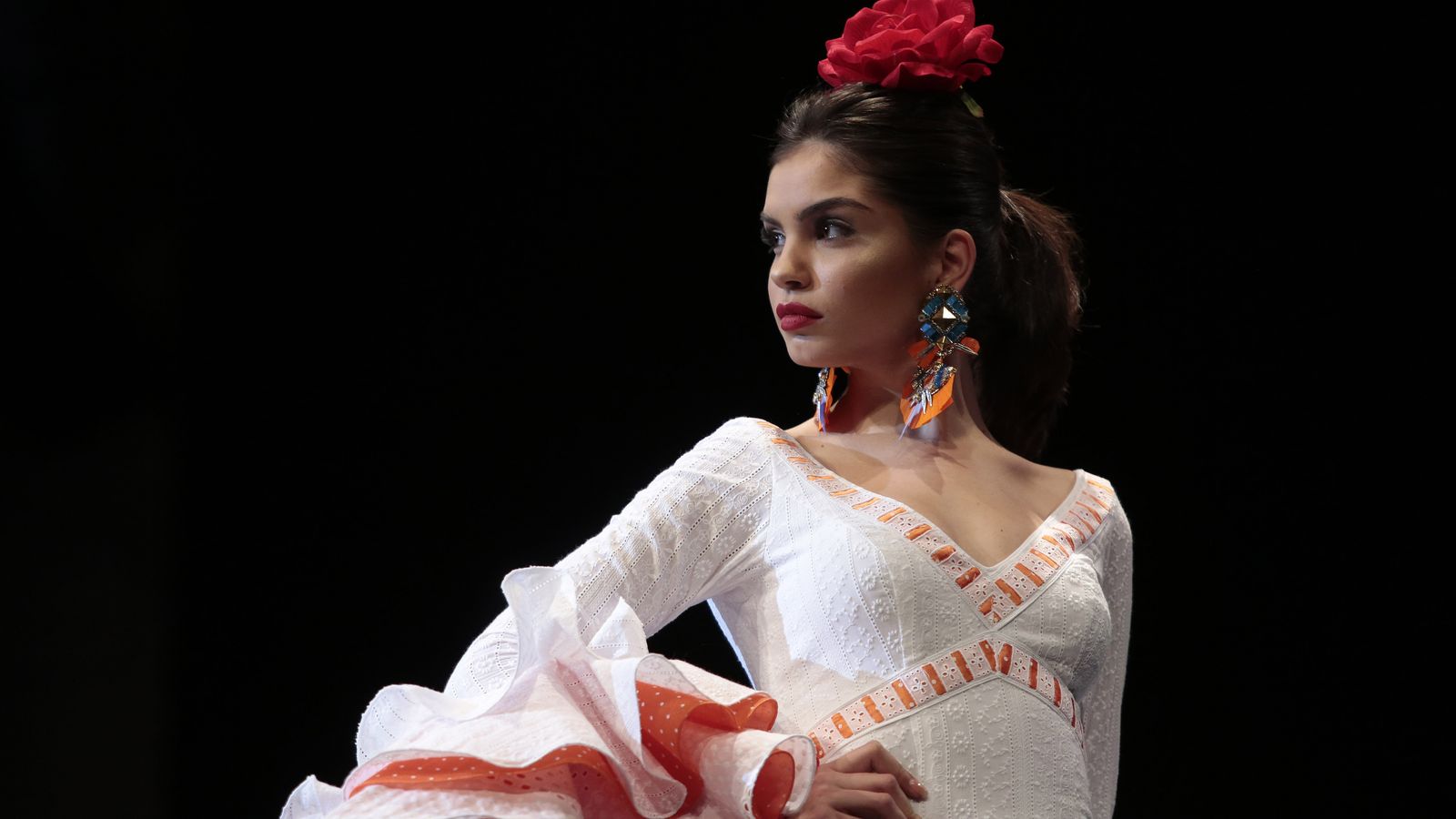 Una propuesta en blanco y color de Aurora Gaviño.