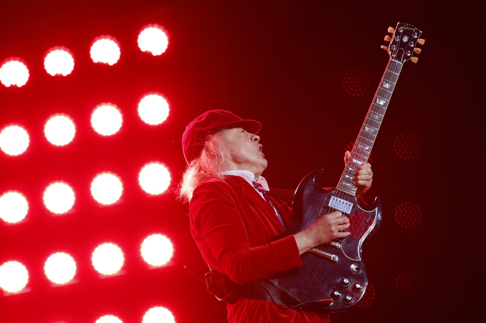 Las imágenes del primer concierto de AC/DC en Sevilla por su gira 'Power Up Tour 2024'