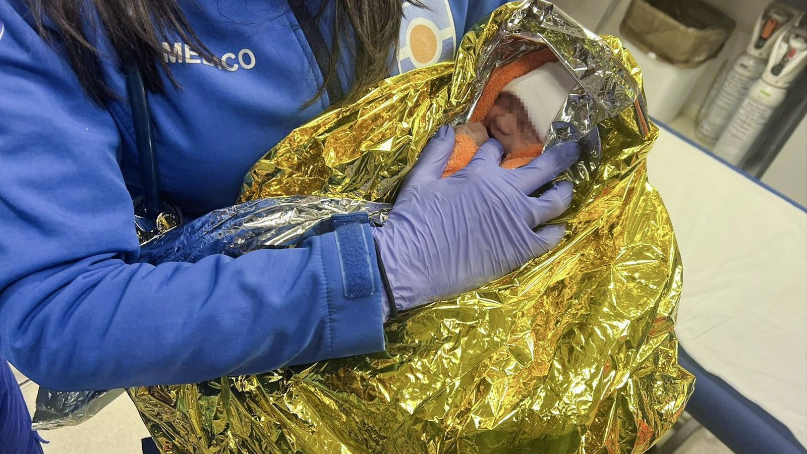 La bebé rescatada de la basura en Los Palacios.