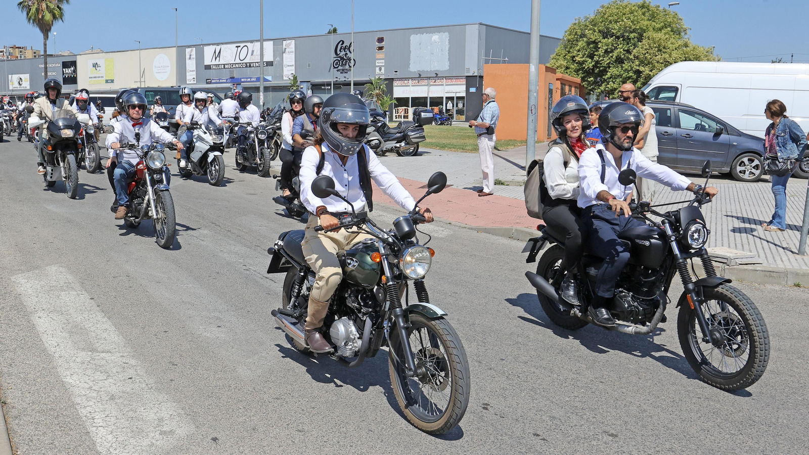 Búscate en el evento motero solidario "The Distinguished Gentleman´s Ride" en Jerez