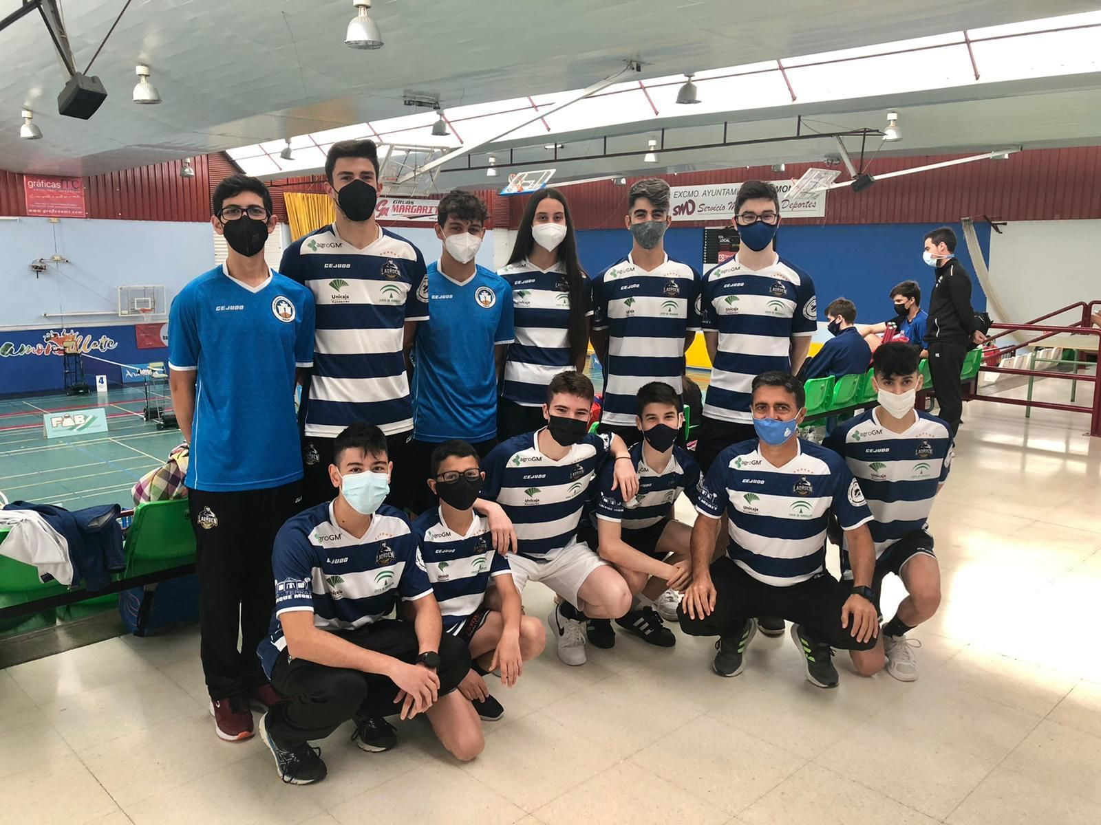 La expedición del Recreativo IES La Orden desplazada a Montilla.