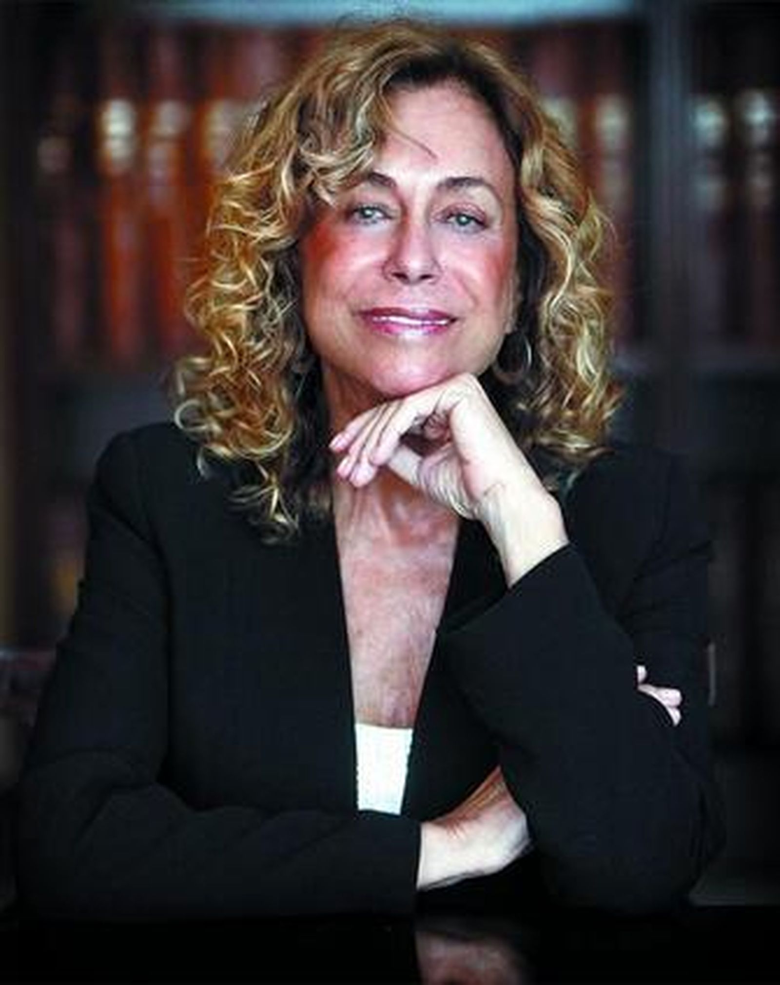 La escritora Amalia Vilches, durante un momento de la entrevista.