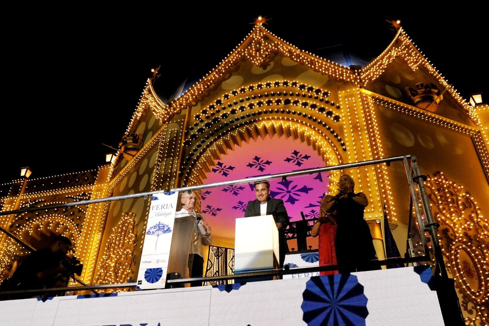 El pregón de Javier Castillo en la Feria de Málaga, en imágenes