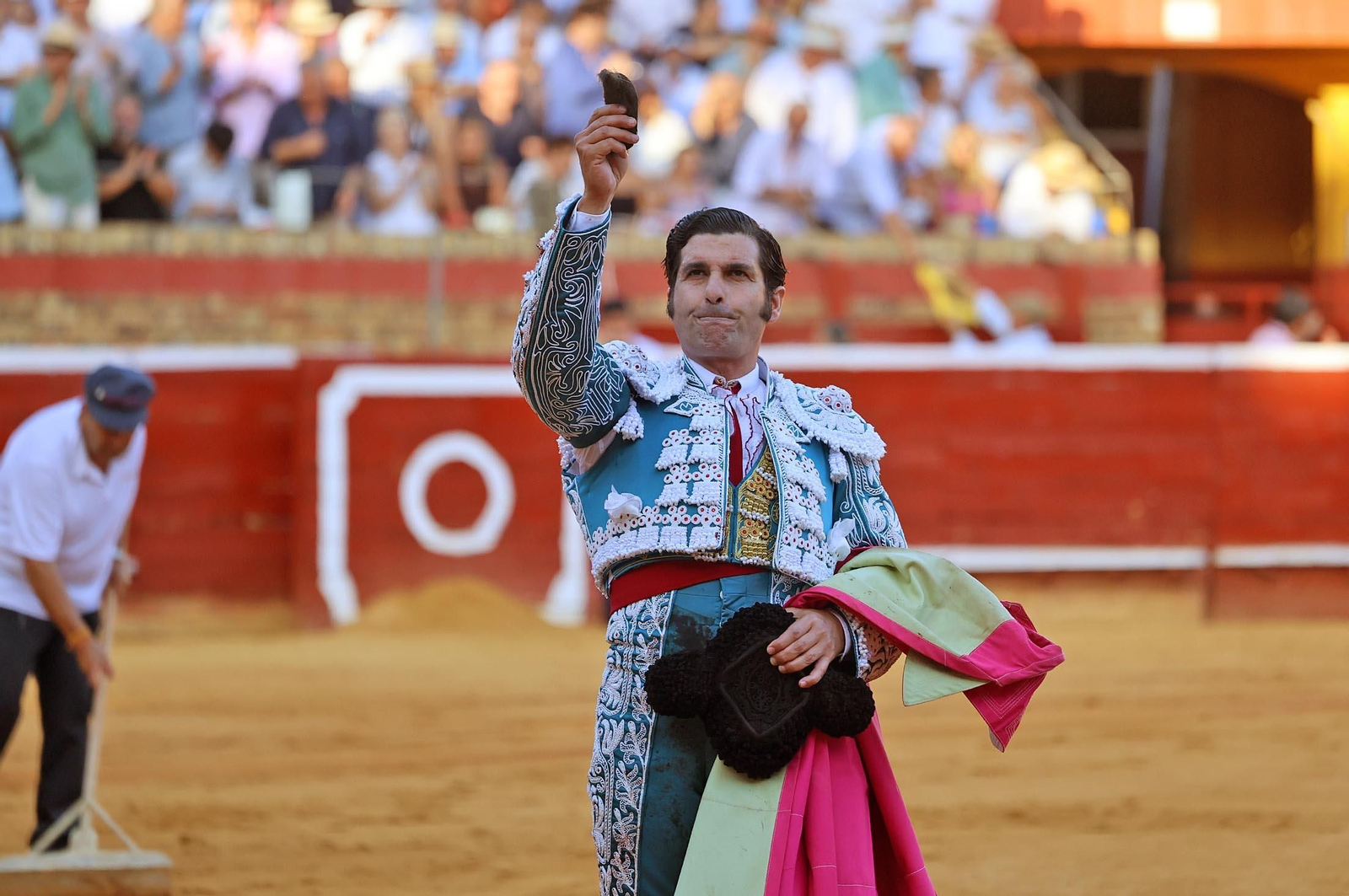 Toros La Merced 2025: Imágenes de la Corrida de Toros de Morante de la Puebla, Daniel Luque y Juan Ortega